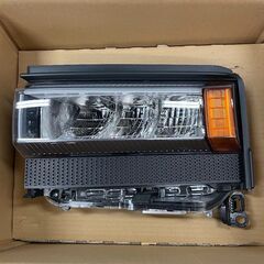 ■トヨタ・TOYOTA■ランドクルーザー250 ZX純正 3眼LEDヘッドランプの画像