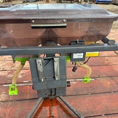 肥料散布機UH70の画像