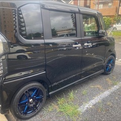 16インチほぼ新品サマータイヤとホイールについているのはスタッドレス165-50-16165-50-16の画像