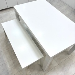 ダイニングテーブル　ベンチセットの画像