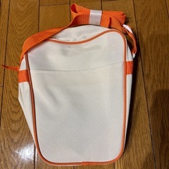 ピングーショルダーバックの画像