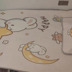 ベットカバー　150cm x 200cm 枕カバーつきませんの画像