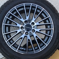 ベンツvクラススタッドレスタイヤ
の画像