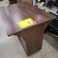 J4000【リユースのサカイ柏店】IRIS OHYAMA　アイリスオーヤマ　扉付きキッチンワゴン　TKW-90　ウォルナット　クリーニング済　参考価格12,540円の画像