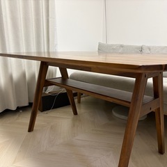【ご自身で搬出できる方】unico  スウェラシリーズ　ダイニングテーブルの画像