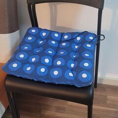 Dining tableの画像