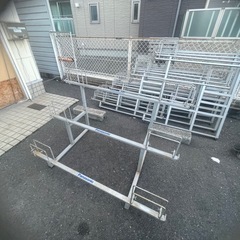 《ジャンク品》自転車ディスプレイスタンド 雛壇 展示台  3段×8つの画像