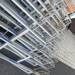 《ジャンク品》自転車ディスプレイスタンド 雛壇 展示台  3段×8つの画像