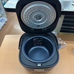 ☆ドリーム荒牧店☆ジモティー割引有☆【クリーニング済み】タイガー/マイコンジャー炊飯器/JBS-A055/2022年製の画像