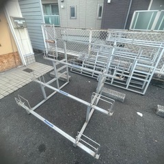 《ジャンク》自転車 ディスプレイスタンド 雛壇 展示台 4段×5つの画像