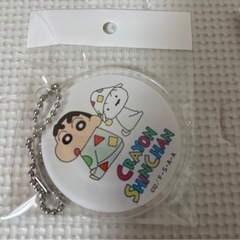 クレヨンしんちゃん✳︎クリアキーホルダーの画像