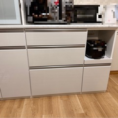 食器棚(別売りも可能)の画像