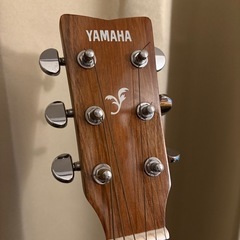 【年内渡しは12/29まで】YAMAHA F620 アコースティックギター スタンド・ケース付きの画像