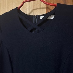 レディース紺色ワンピースの画像