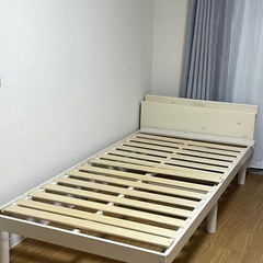 シングルベッドフレーム（4月購入・ほぼ新品） の画像