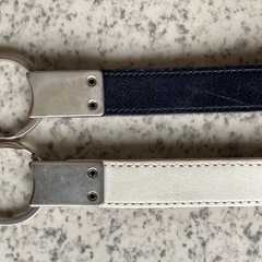 BMW レザーキーホルダー 2色セットの画像