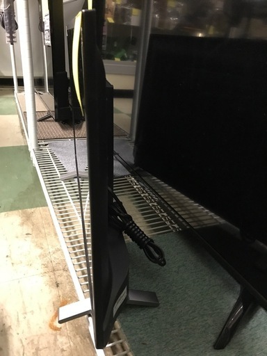 ジャングルジャングル貝塚店　テレビ　トウシバ　32インチ　液晶テレビ　家庭用テレビゲーム機対応　転倒防止機能　ハイビジョン　レグザ　フ
