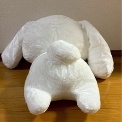 ヒトカゲ、シナモロールぬいぐるみの画像