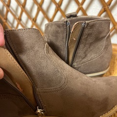 ショートブーツの画像