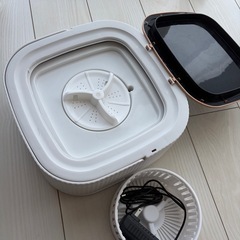 折りたたみ洗濯機の画像