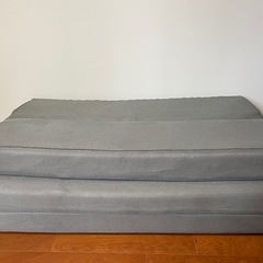 【1/14まで】ニトリ　ソファになるマットレス　セミダブルの画像