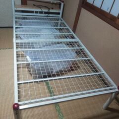 宮付き　パイプベッドの画像