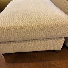 カリモク　３人掛けソファ&オットマンの画像