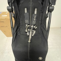 cybex サイベックス リベル ムーンブラックの画像