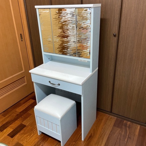 ニトリドレッサーUSED (ぽんちろん) 半田口のドレッサーの中古あげます