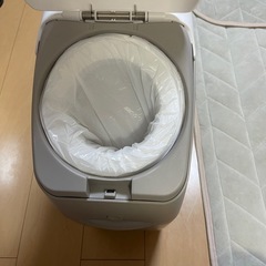 Aprica おむつ処理ポット ホワイトの画像