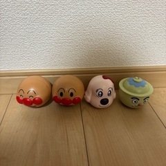 アンパンマン　ガチャガチャのおもちゃの画像