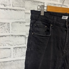 ZARA MAN スキニーパンツの画像