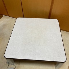 【日立】家具調こたつの画像