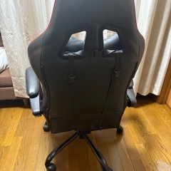 ゲーミングチェアの画像