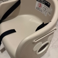 新品未使用！お食事ローチェア ディズニー ミッキー テーブル付き ベビーチェア の画像