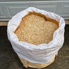 【粒大ふわふわ】200L　おがくず　木屑　袋持参1000円引き　小動物　マット 　トイレ　土壌改良の画像