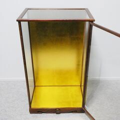 ガラスケースの画像