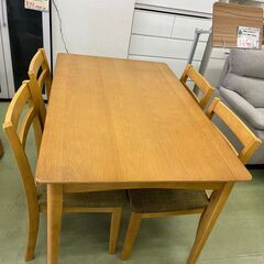 【リサイクルショップ ピカソ 小松原】🌈✨【ニトリ＊ポルテ‼️✨木目がキレイな4人用ダイニングセット】テーブル＋チェア4脚🍽️🌿★9662★の画像