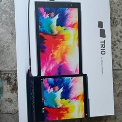 モニター2つジャンクの画像