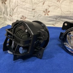 SUZUKI純正　LEDフォグランプ 2個セット ジムニー、ハスラー　新品の画像