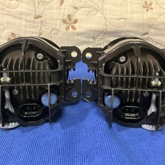 SUZUKI純正　LEDフォグランプ 2個セット ジムニー、ハスラー　新品の画像