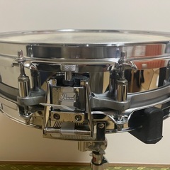 Pearl製14インチフリーフローティングスネアドラム
の画像
