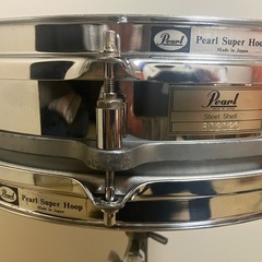 Pearl製14インチフリーフローティングスネアドラム
の画像