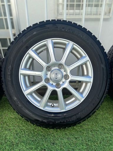 スタッドレスタイヤ ヨコハマ アイスガード 195/65R15  美品 ホイル・ナット付き