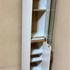 収納棚の画像