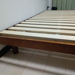 【ニトリ　シングルすのこベッド】98 cm x 200 cm　高さ23.5 cmの画像