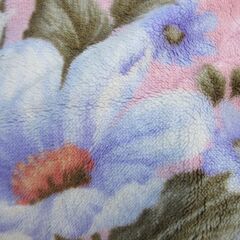 シングル毛布　ピンク花柄　ブランケット　厚み普通の画像