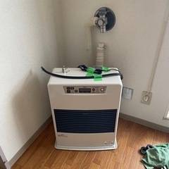 2024年製FF式ストーブ長府(旧サンポット) 石油ストーブ【FF-5211TL C(W)】の画像