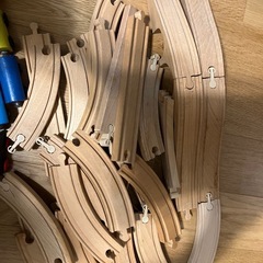 IKEA リラブー　乗り物、レールセットの画像