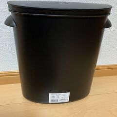 【袋のまま入る】米びつ 5kg用 RICEストッカー（ブラック）の画像